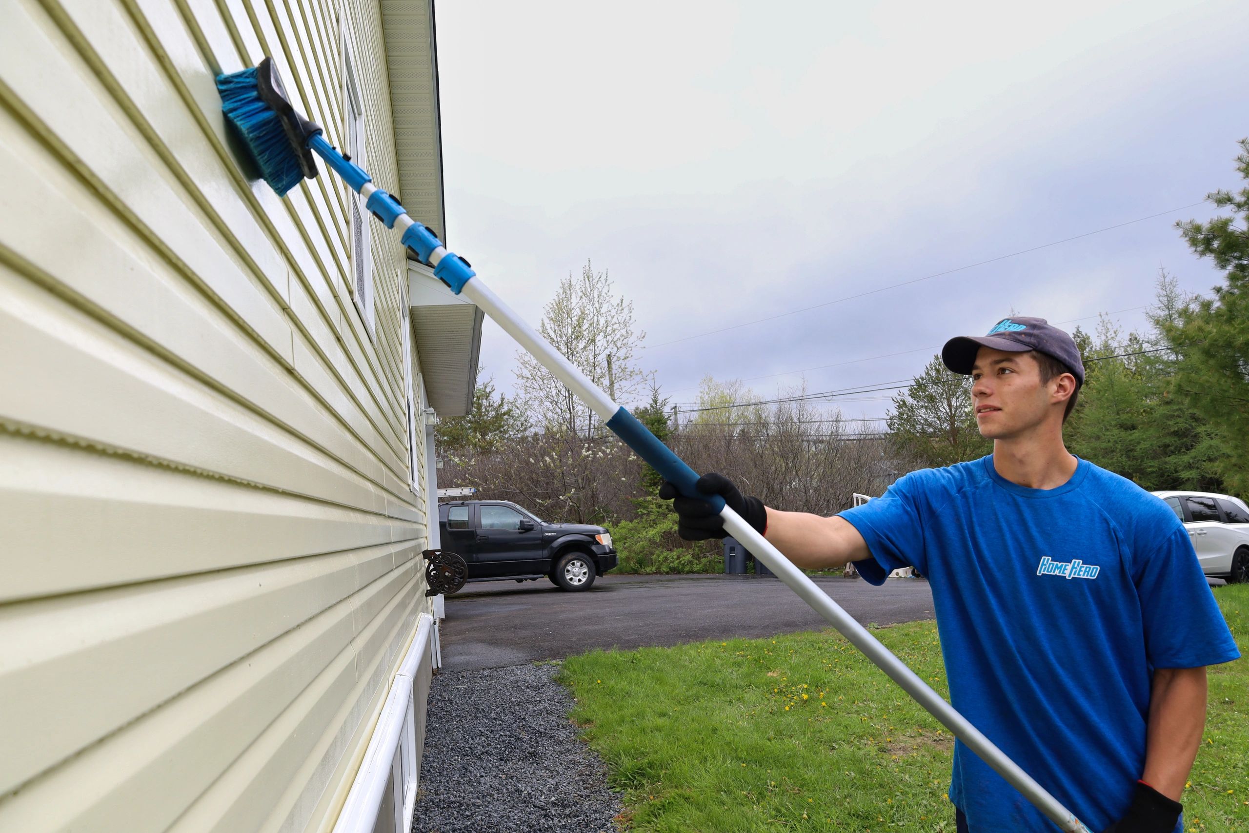 Home Hero - Home Services logo