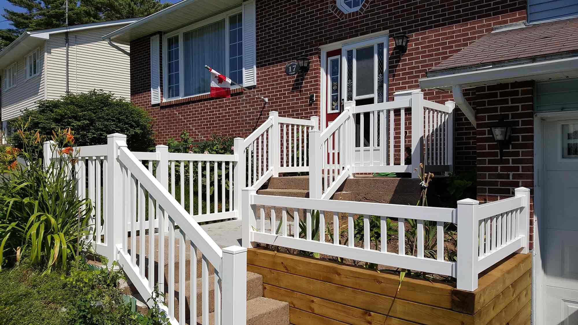 MacDonald Fencing logo