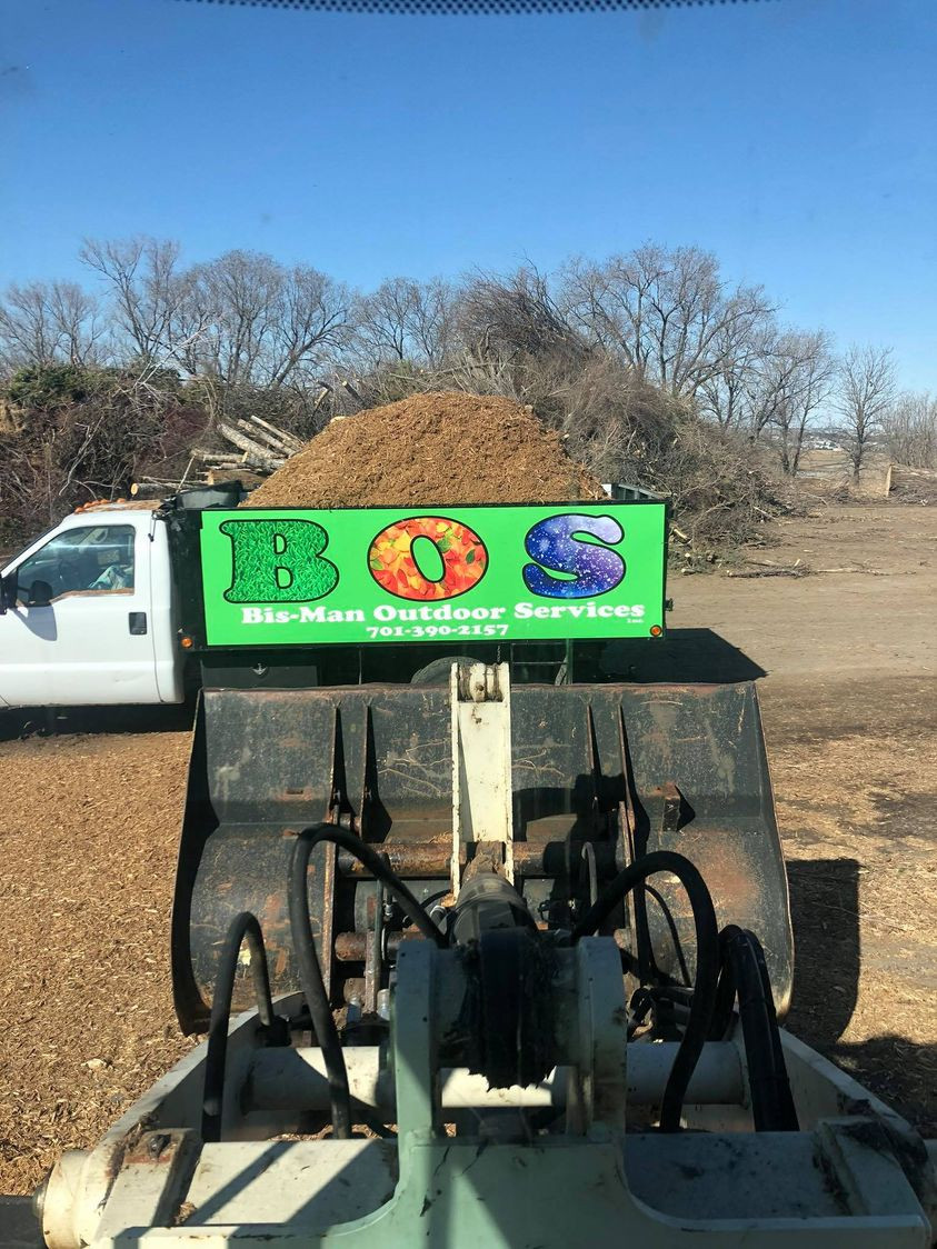 Bis-Man Outdoor Services logo