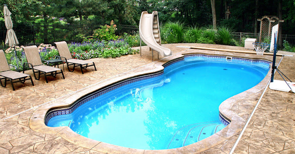 Recreational Warehouse Mississauga logo