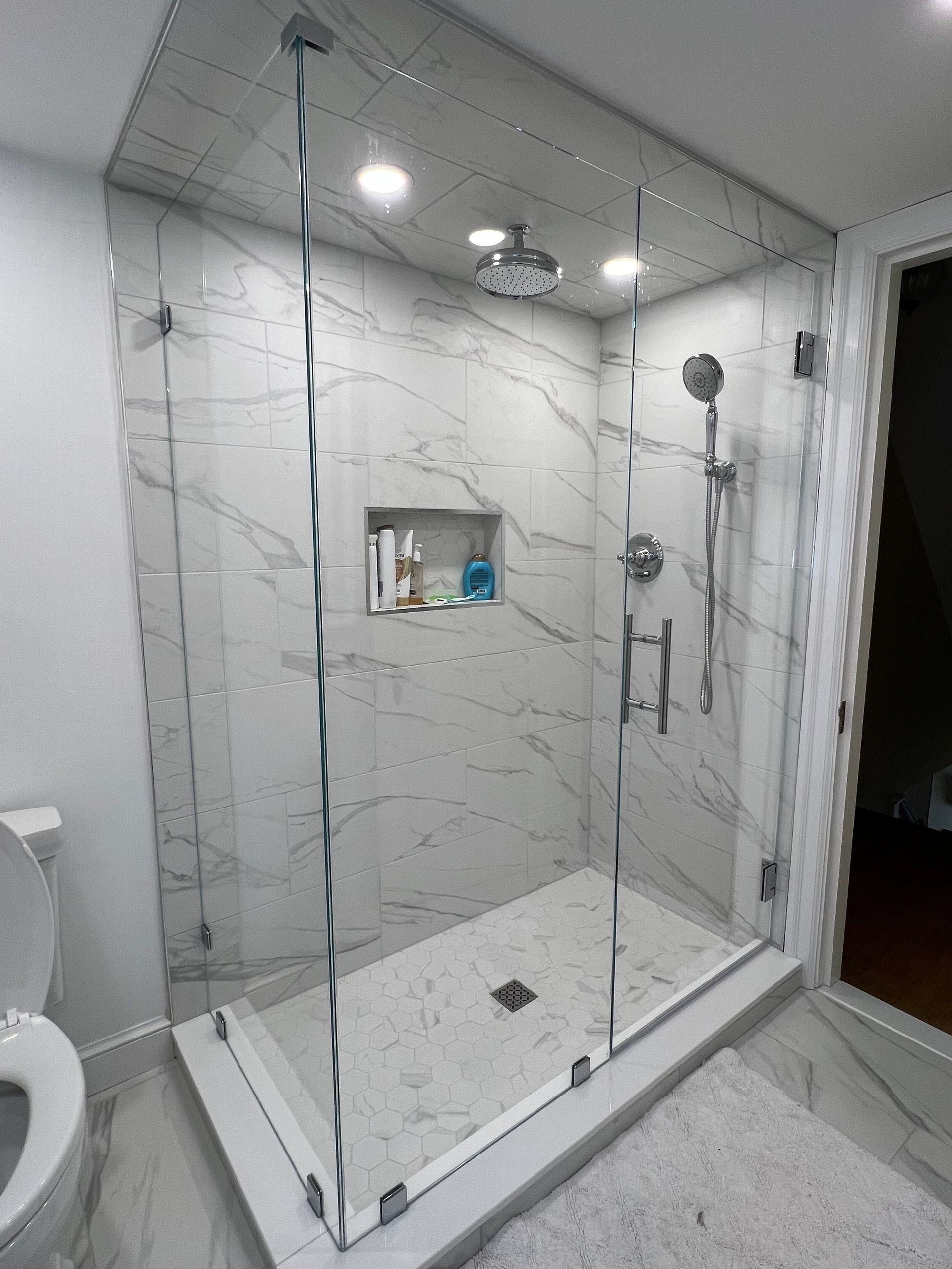 J.S Glazing LLC logo