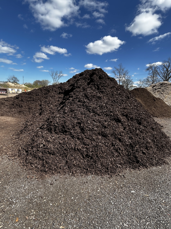 The Mulch King LLC logo