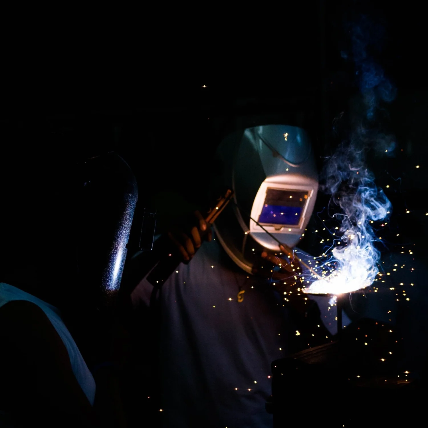 Skyline Metal Fabrication logo