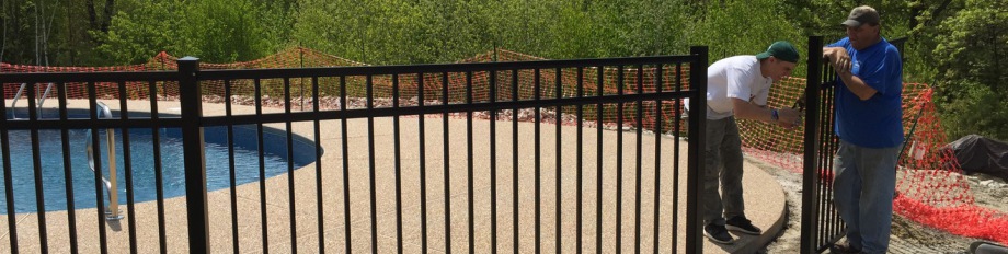 Lakeview Fence Company logo