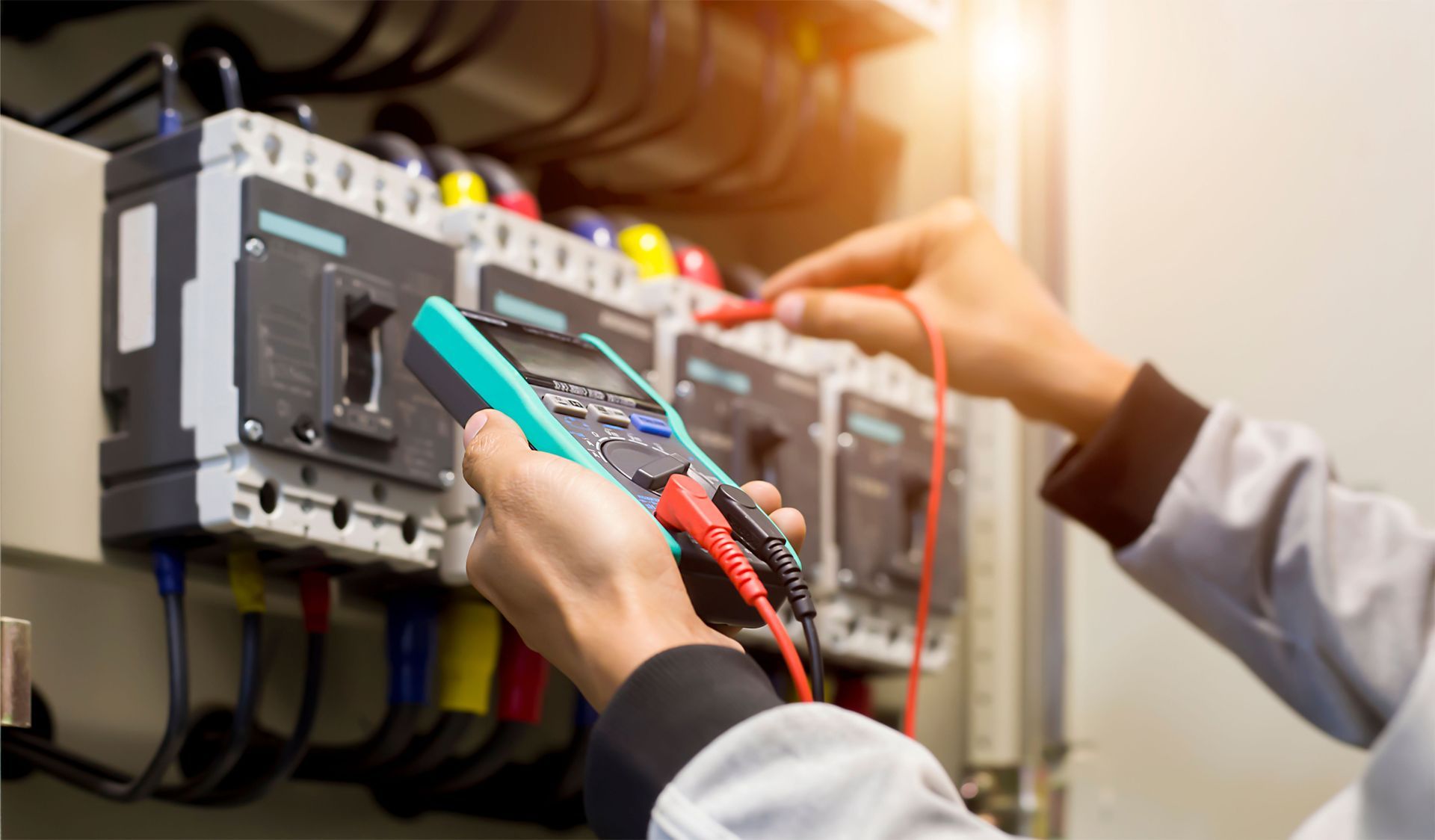 Pro Circuit, Inc logo